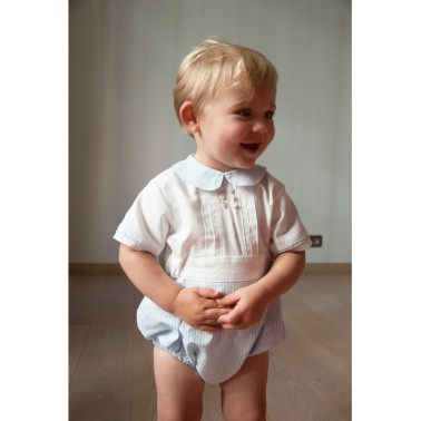 Short-sleeved baby boy romper with Peter Pan collar