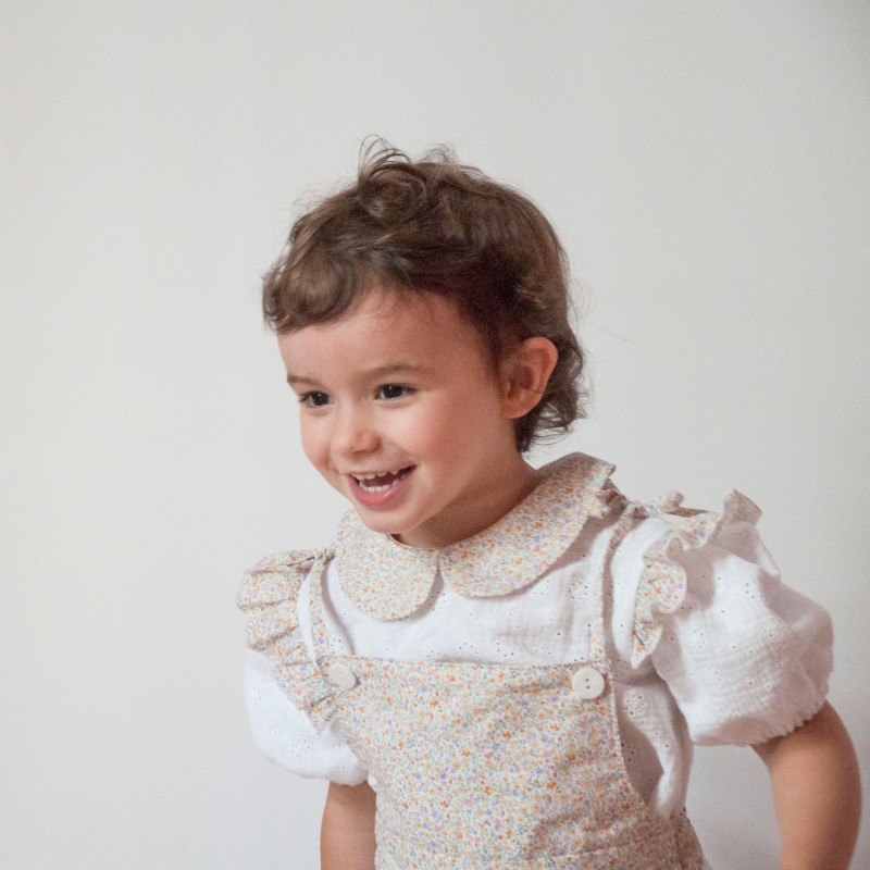 Embroidered gauze top for baby girl with balloon sleeves and liberty claudine collar