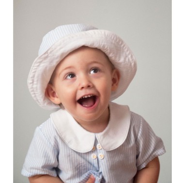 Bob bébé réversible en coton bio rayures bleu ciel et blanc, fabriqué en France